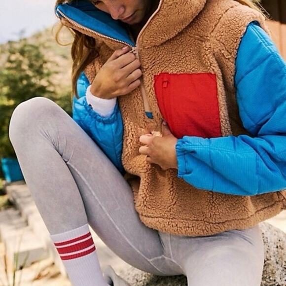 NWOT Free people movement scenic route pullover women’s size L - Picture 2 of 14